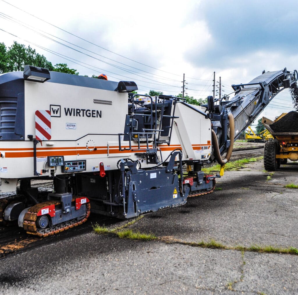 Asphalt Milling and Reclamation