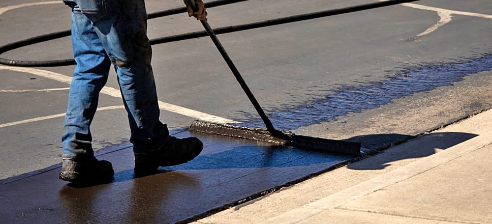 Parking Lot Sealcoating & Maintenance