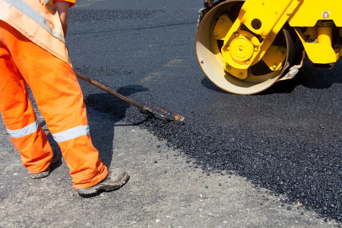 Commercial Asphalt Resurfacing & Overlays