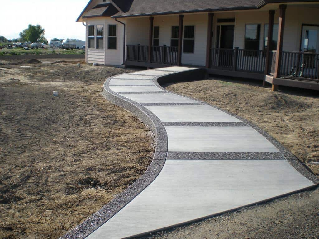 Concrete Sidewalk and Walkway