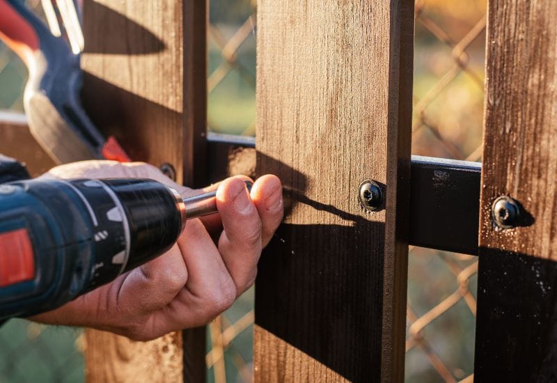 Residential Fence Repair