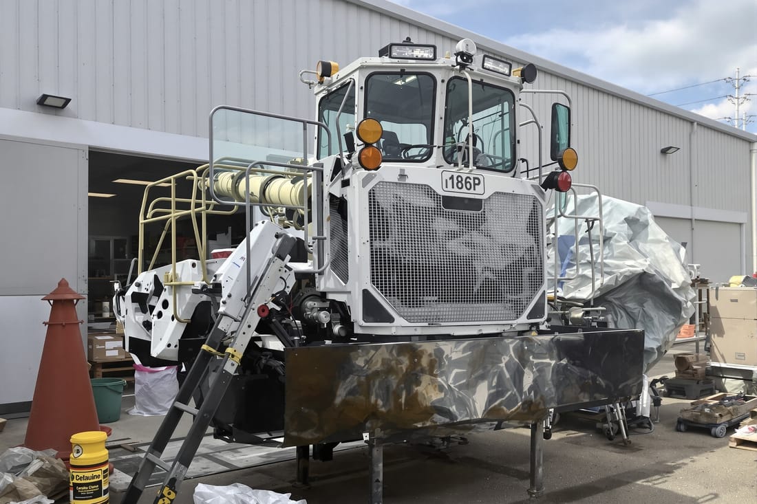 Commercial Heavy Equipment Detailing